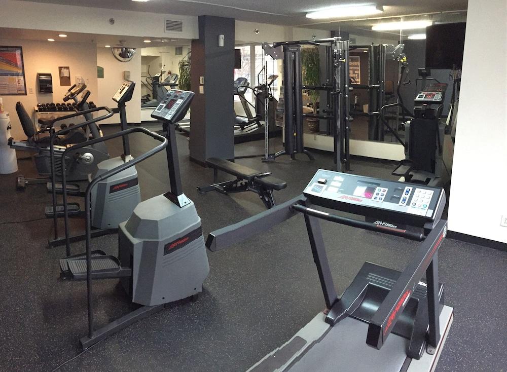 Hotel Faubourg Montreal - Fitness Facility