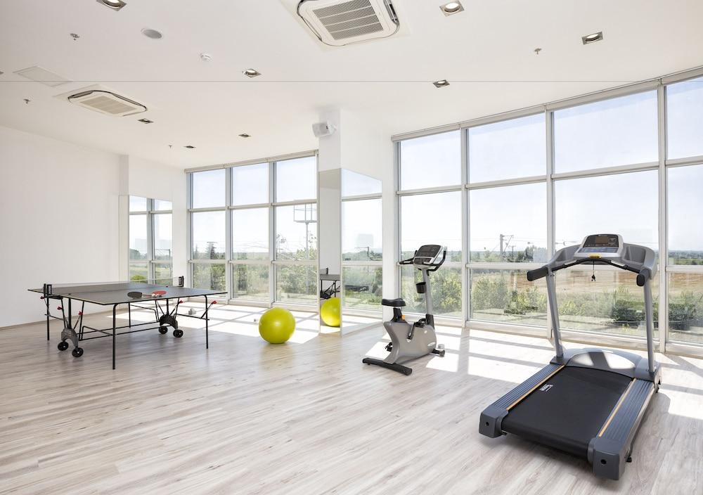 Ramada Hotel & Suites by Wyndham Edirne - Fitness Facility