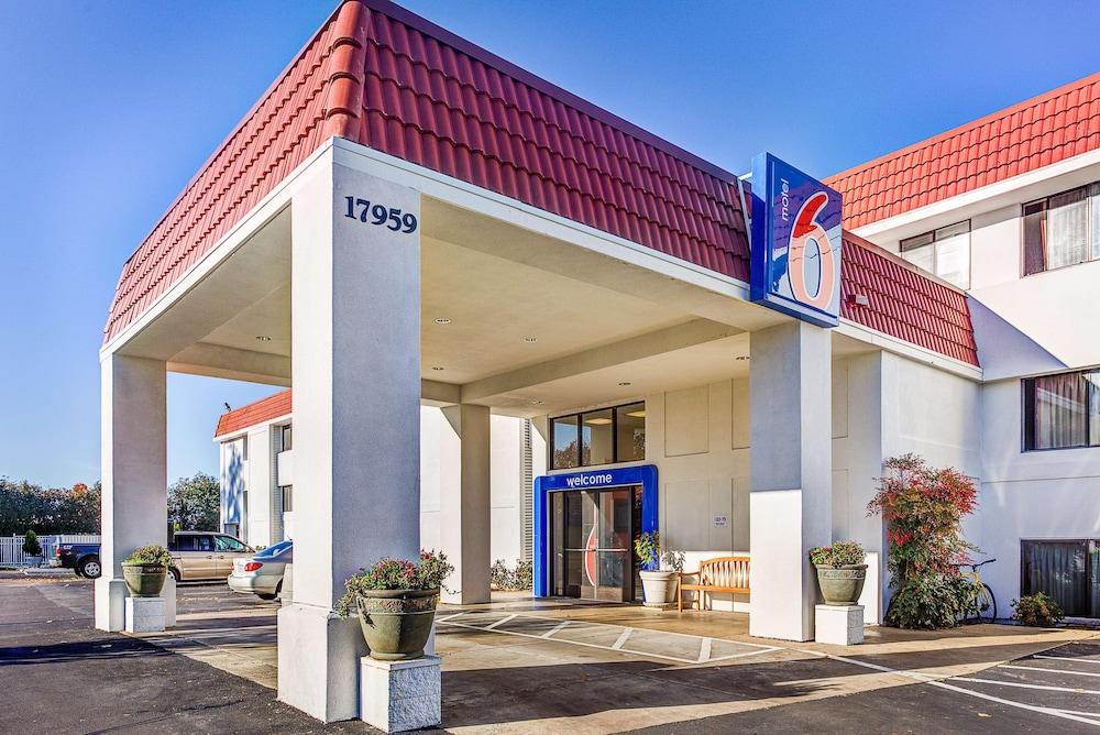 Motel 6 Portland, OR - Tigard West - Featured Image