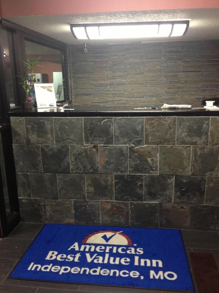 Americas Best Value Inn Kansas City E Independence - Lobby