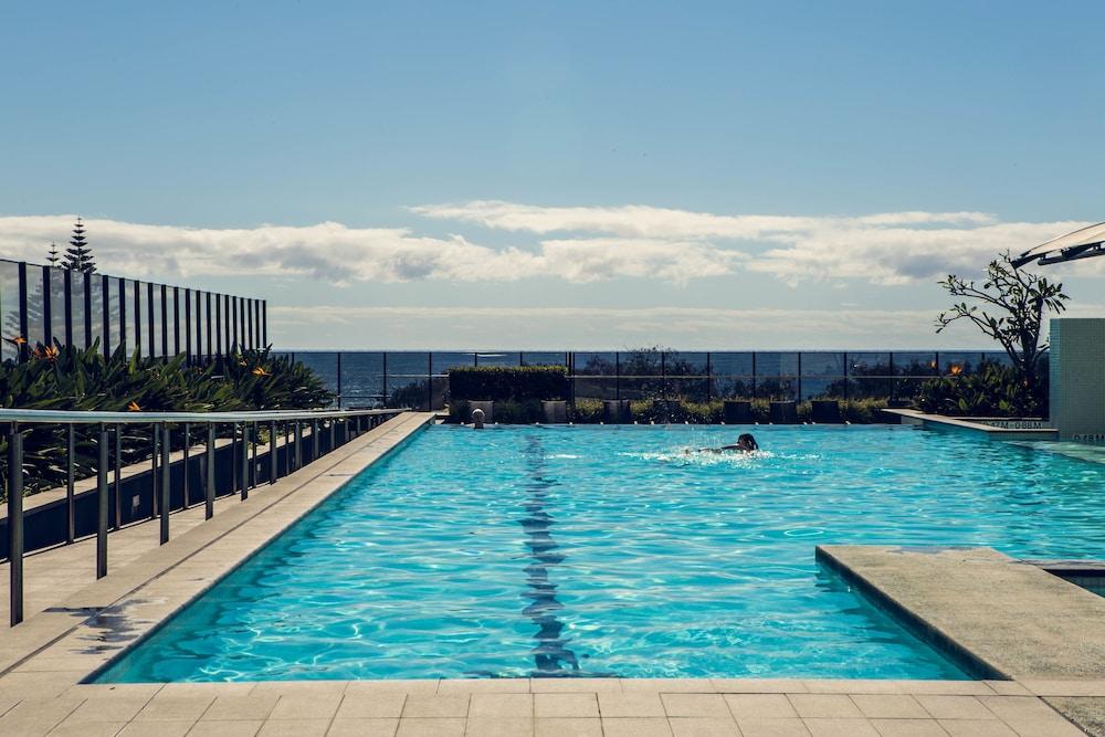 The Oracle Resort Broadbeach - GCLR - Outdoor Pool