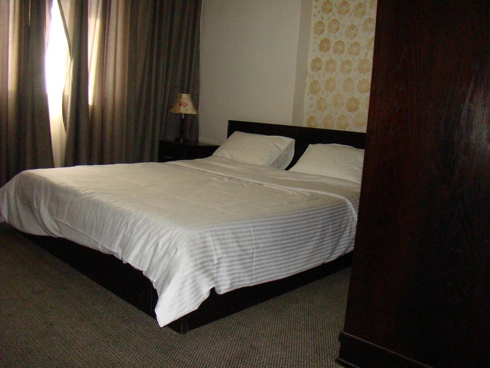 Golden key hotel - Room