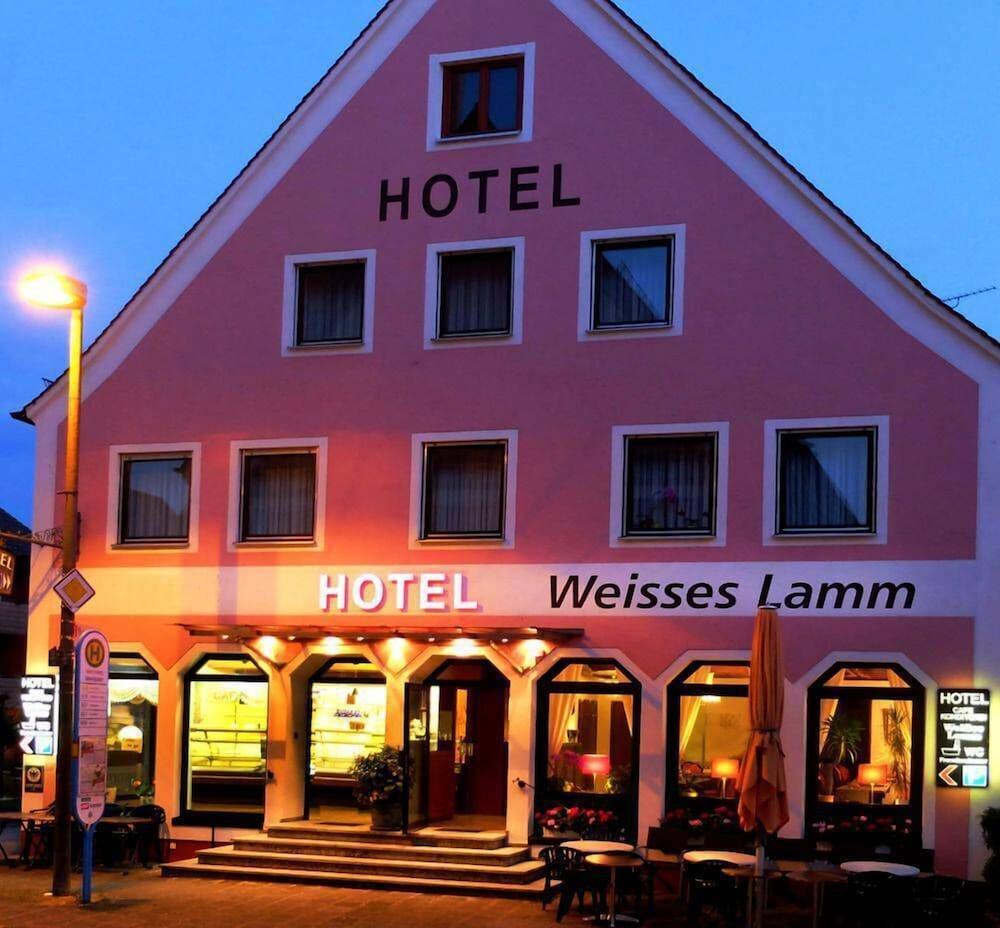 Hotel Weisses Lamm - Featured Image