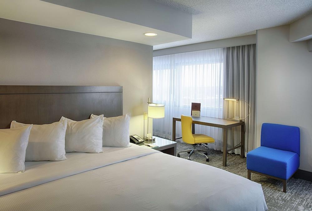 DoubleTree by Hilton Denver - Westminster - Room