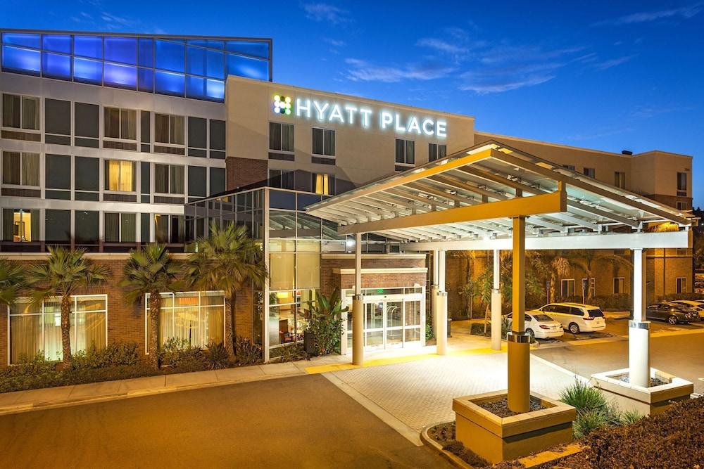 Hyatt Place San Diego/Vista-Carlsbad - Exterior