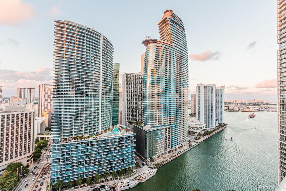 Icon Brickell - Downtown Miami - Featured Image
