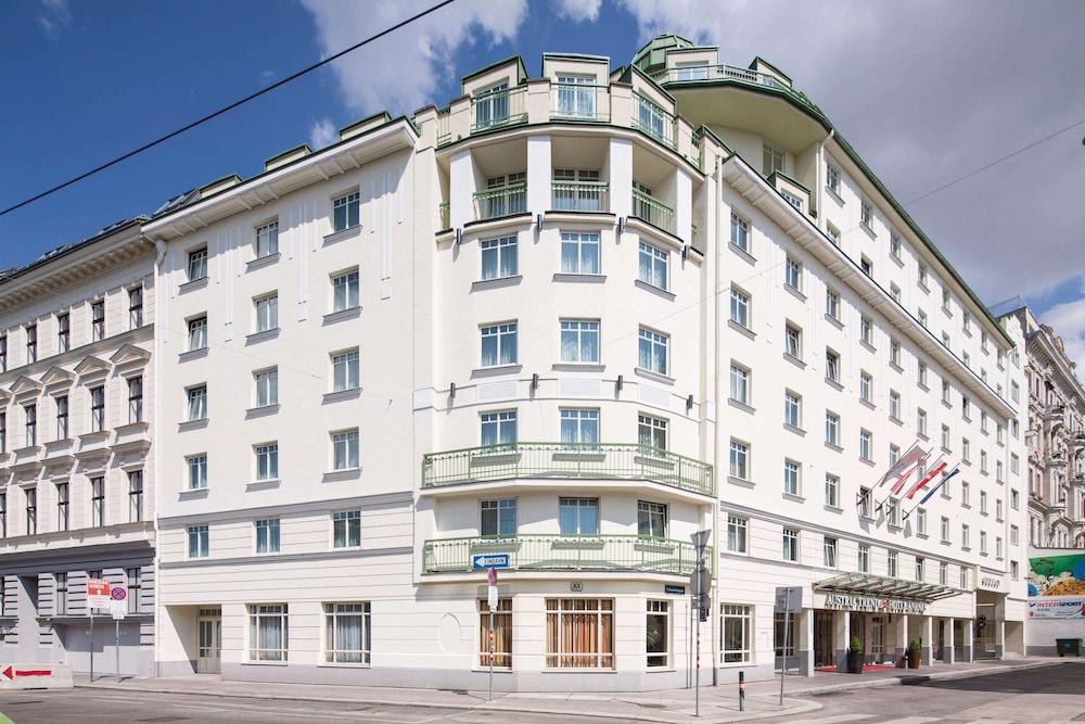 Austria Trend Hotel Ananas - Exterior