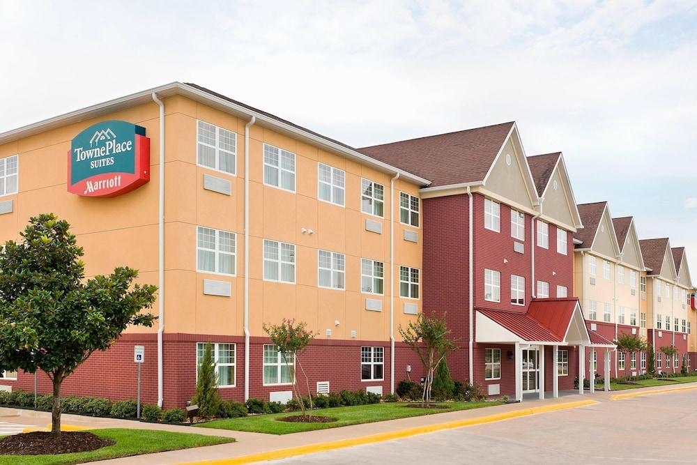 TownePlace Suites Houston Brookhollow - Featured Image