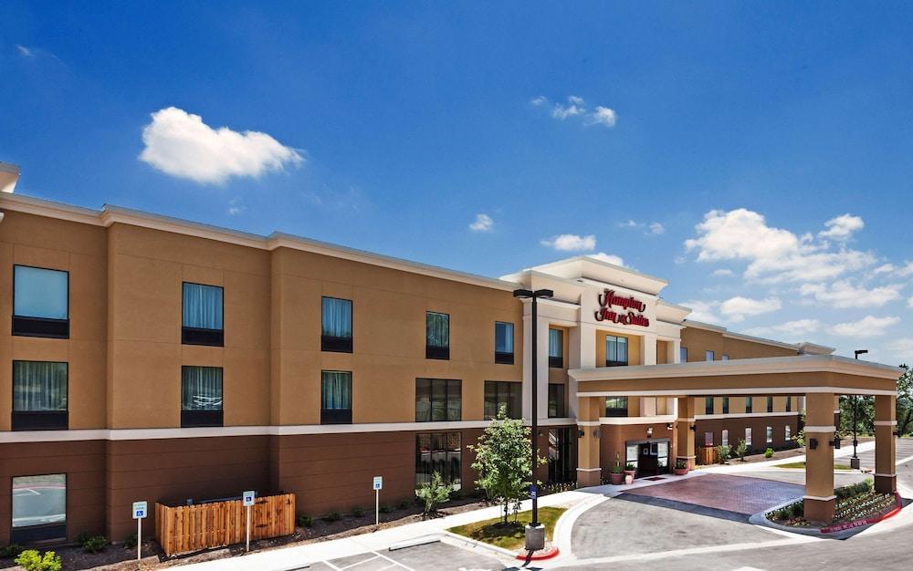 Hampton Inn & Suites Georgetown/Austin North - Exterior