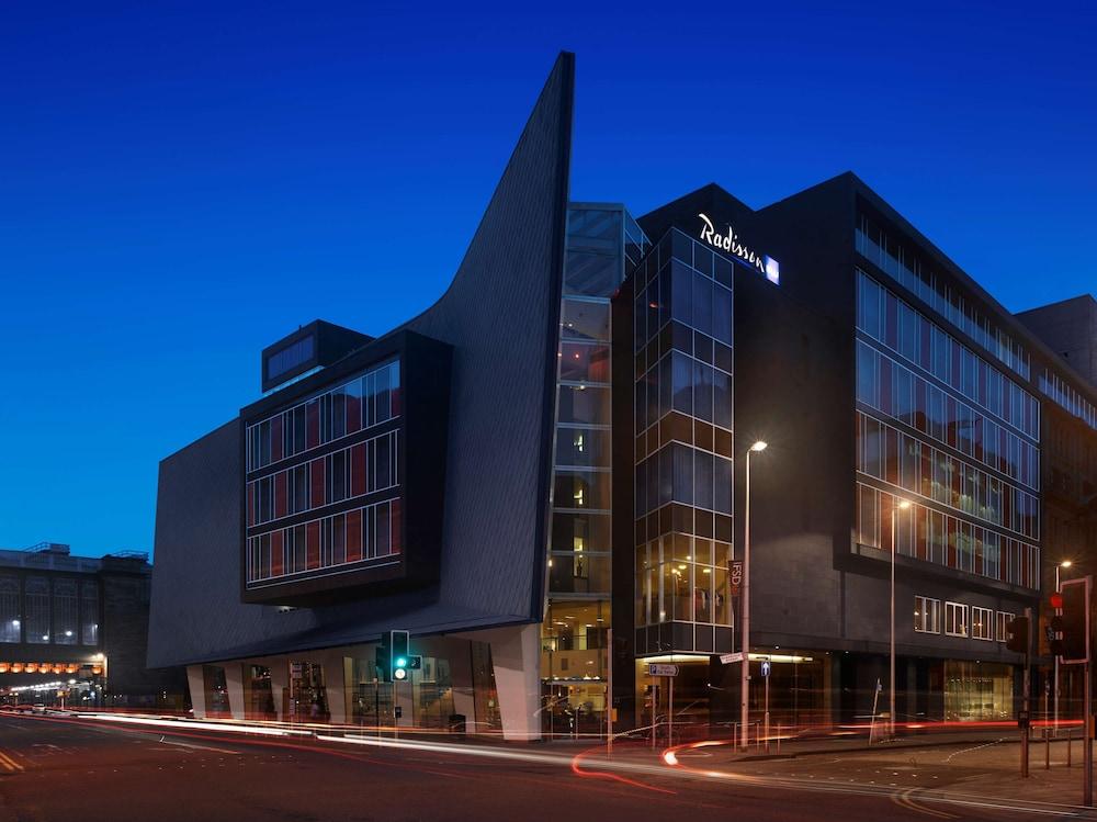 Radisson Blu Hotel, Glasgow - Featured Image