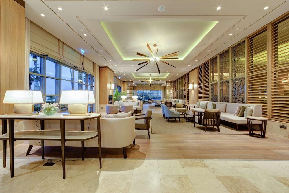 Mersin HiltonSA - Lobby