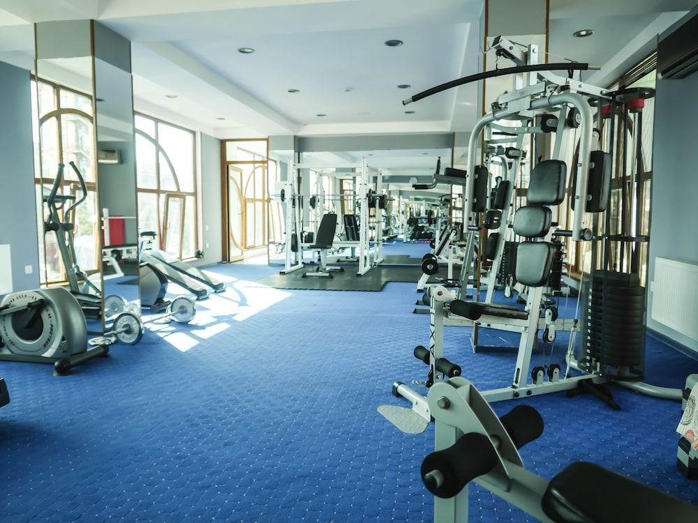 Dubai International Hotel - Fitness Facility