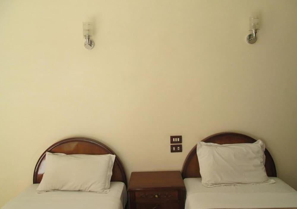 Fayrouz Apartments - Room