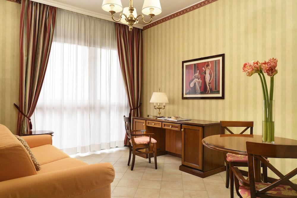 UNAWAY Hotel & Residence Contessa Jolanda Milano - Room