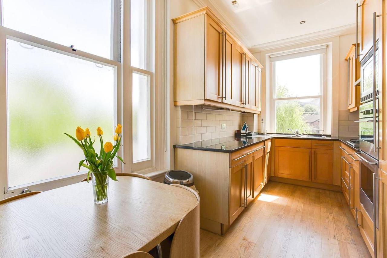GuestReady - Beautiful 2BR Home in Wimbledon Village wParking - Other