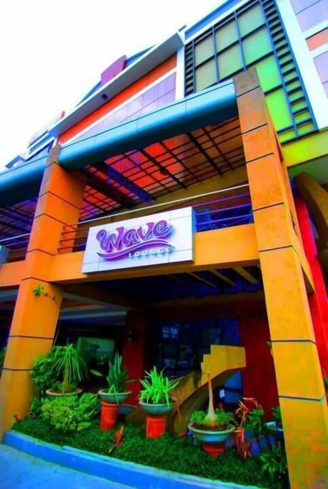 MO2 Westown Hotel Bacolod - Downtown - Exterior