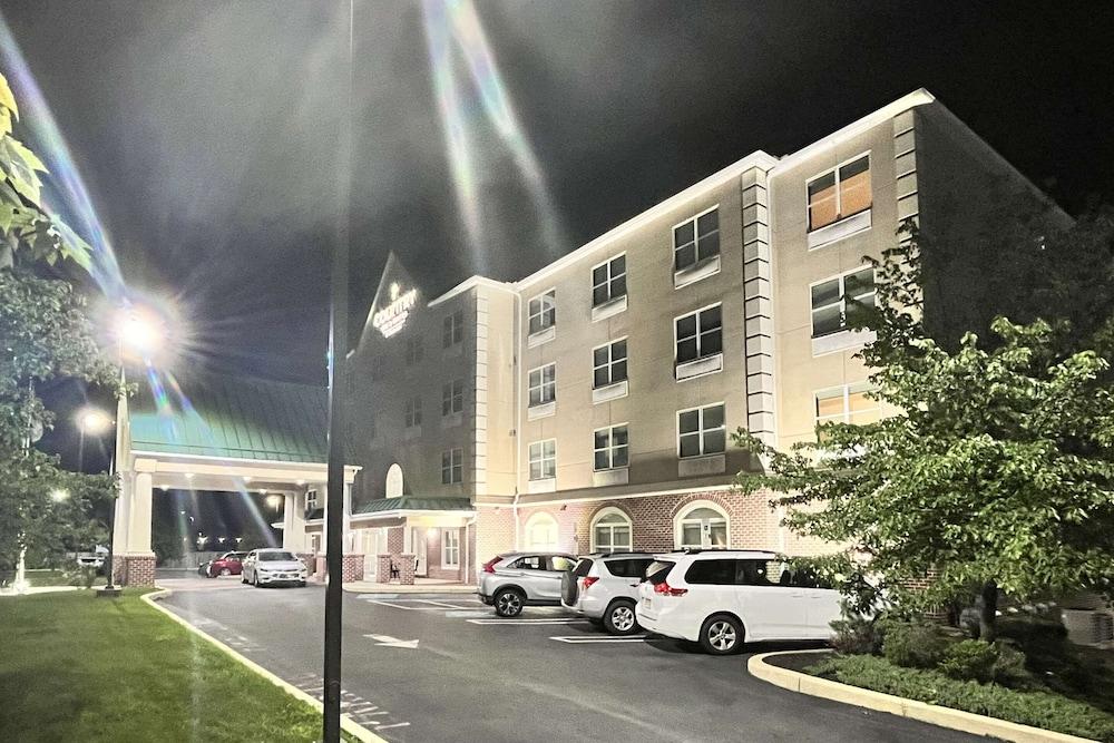 Country Inn & Suites by Radisson, Harrisburg - Hershey West, PA - Exterior