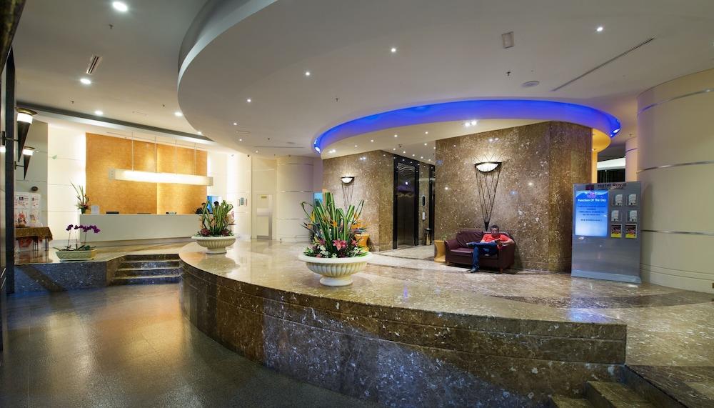 Hotel Royal Kuala Lumpur - Lobby