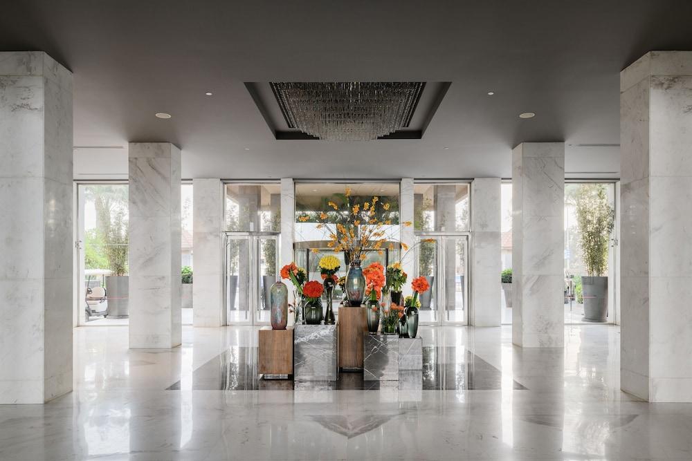 فندق دوسيتاني القاهرة - Interior Entrance