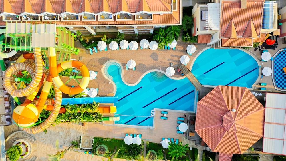 Crystal Aura Beach Resort & Spa – All Inclusive - Exterior