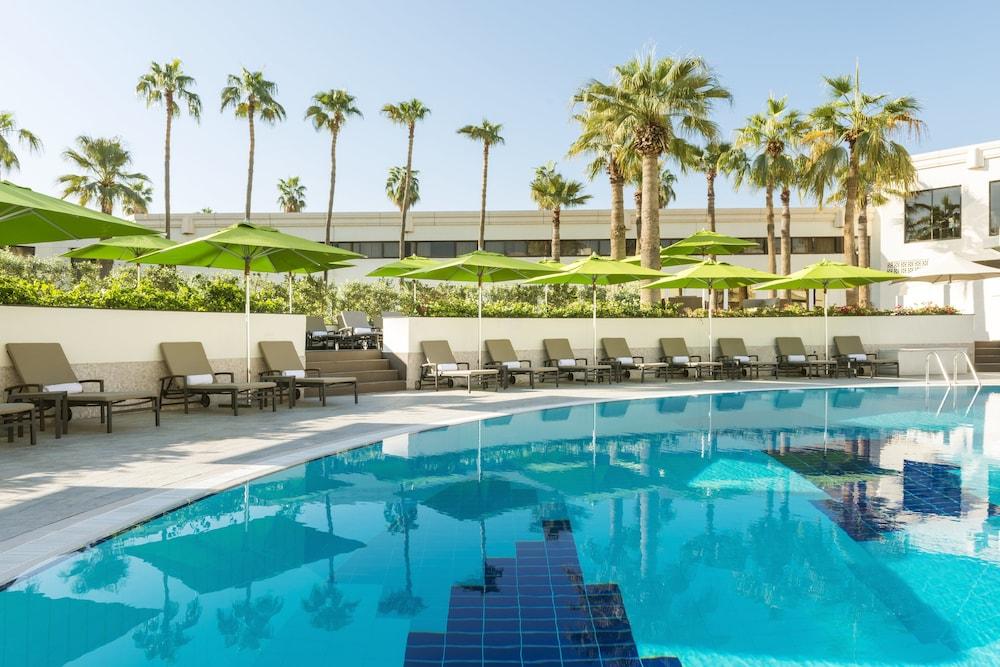 فندق لو ميريديان دبي ومركز المؤتمرات - Pool