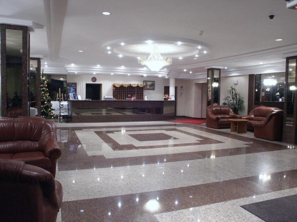 Ambasador Chojny Hotel Lodz - Lobby