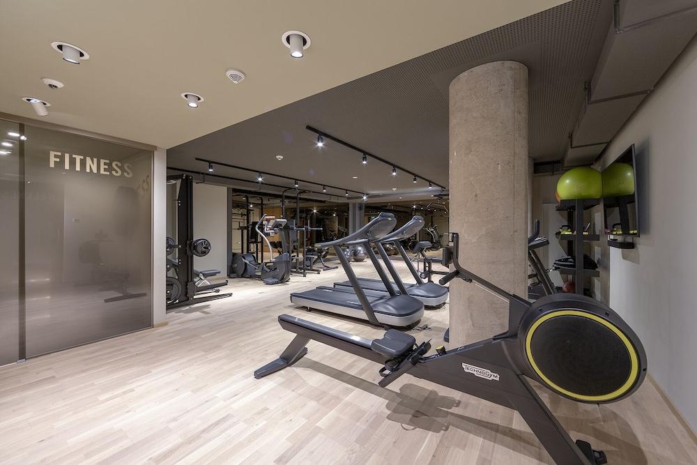 The Central City - Luxury ApartHotel - Fitness Facility