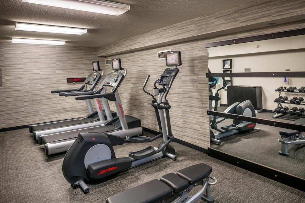 Courtyard by Marriott Norfolk Downtown - Fitness Facility
