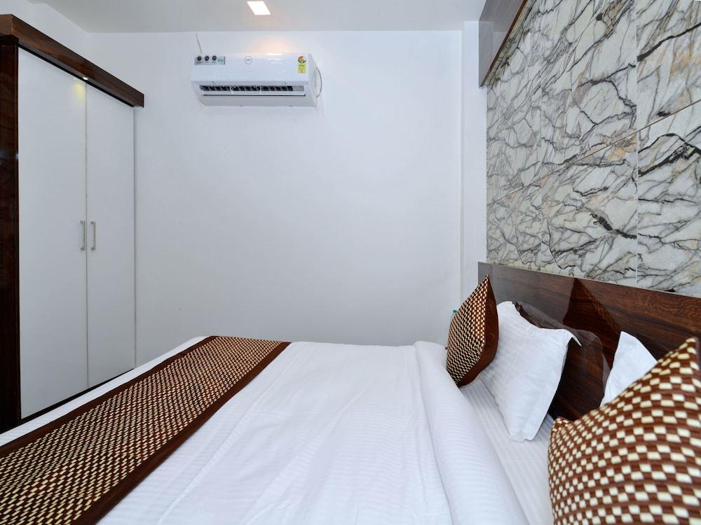OYO 13795 Delight Home Stay - Room