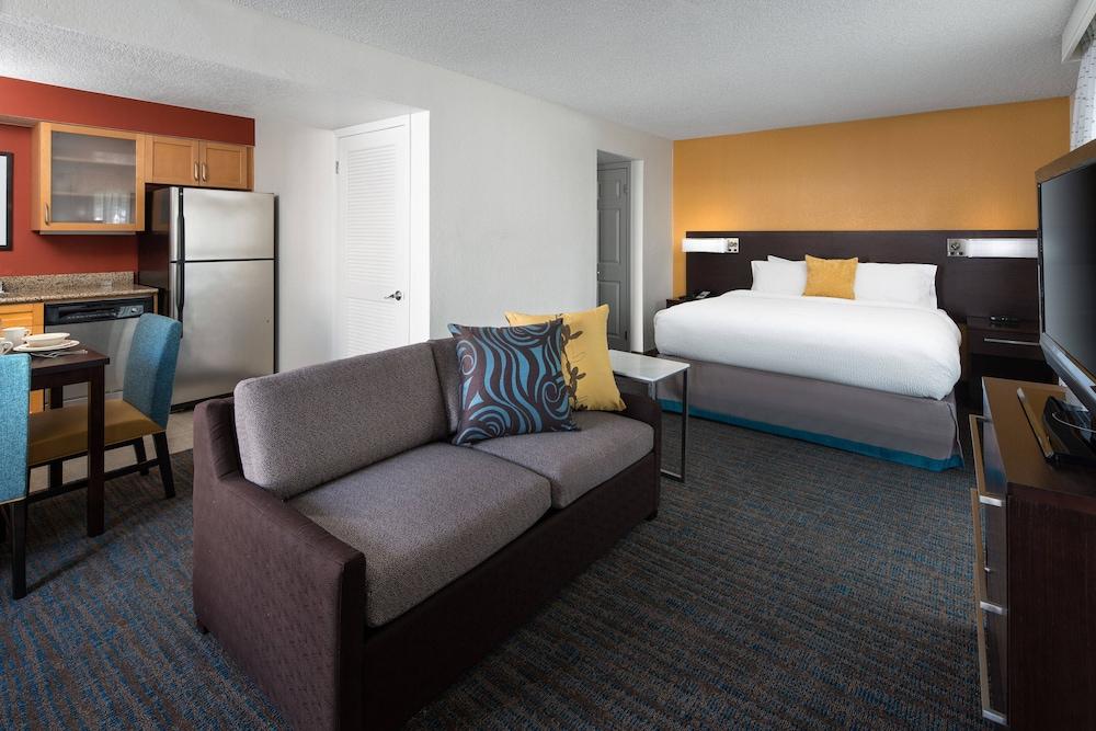Residence Inn by Marriott Costa Mesa Newport Beach - Room