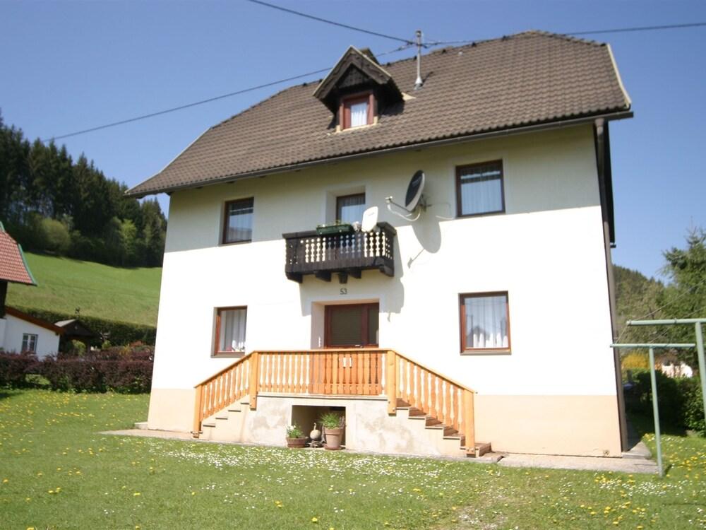Scenic Holiday Home in Deutsch Griffen near Hochrindl - Exterior