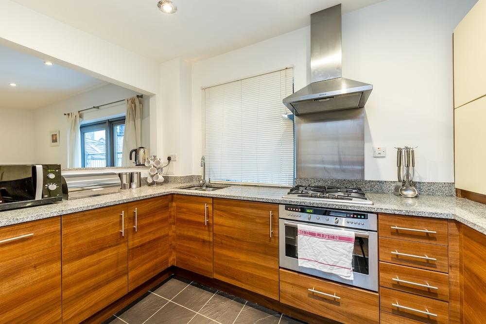 2 Beds Executive Apt in Liverpool St by City Stay London - Private kitchen