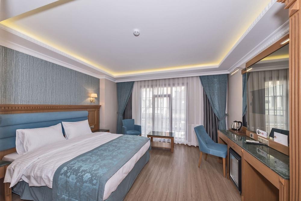 Magnaura House Hotel - Room