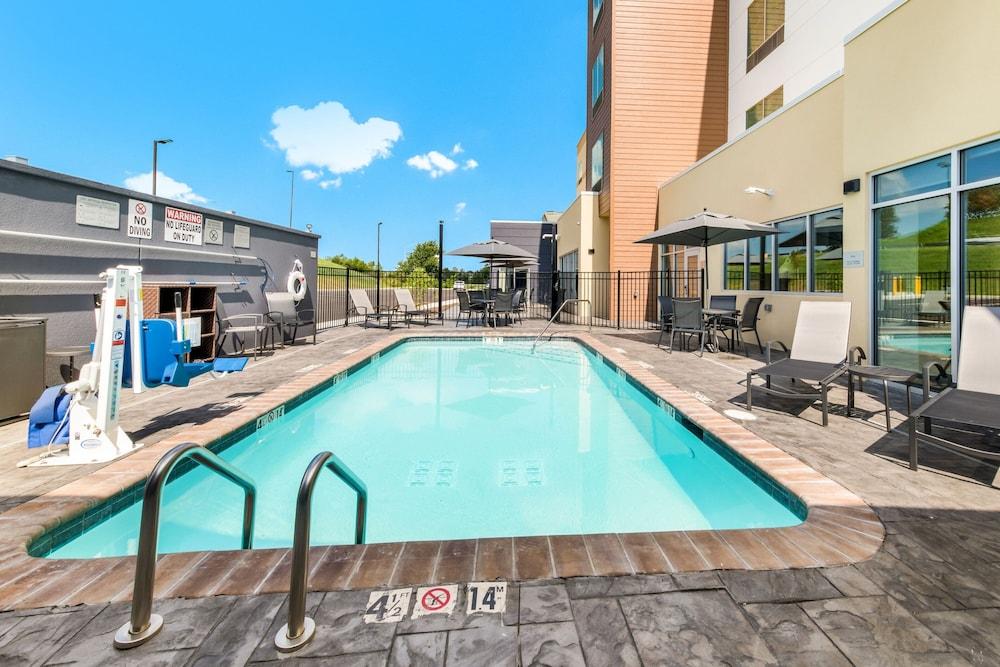Fairfield Inn & Suites by Marriott Knoxville Clinton - Pool