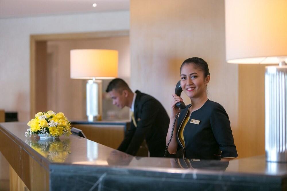Al Jahra Copthorne Hotel & Resort - Reception