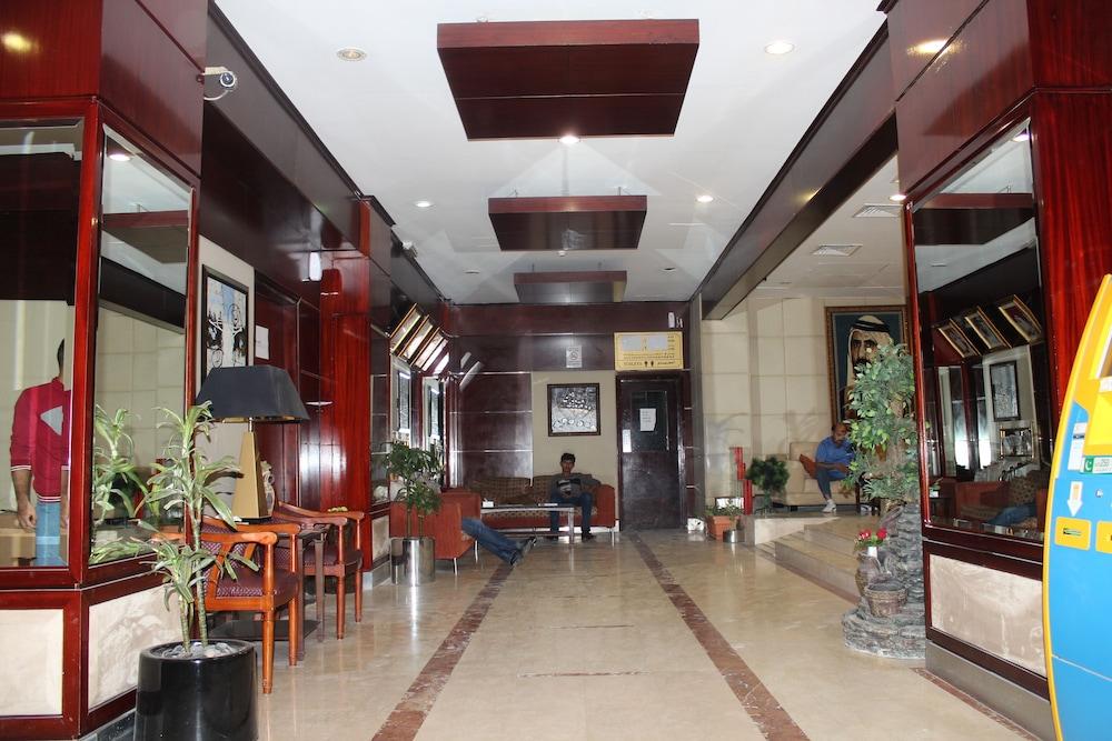 Mount Royal Hotel - Lobby