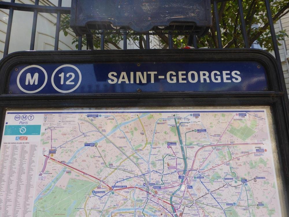 Hotel De Paris Saint Georges - Property Grounds