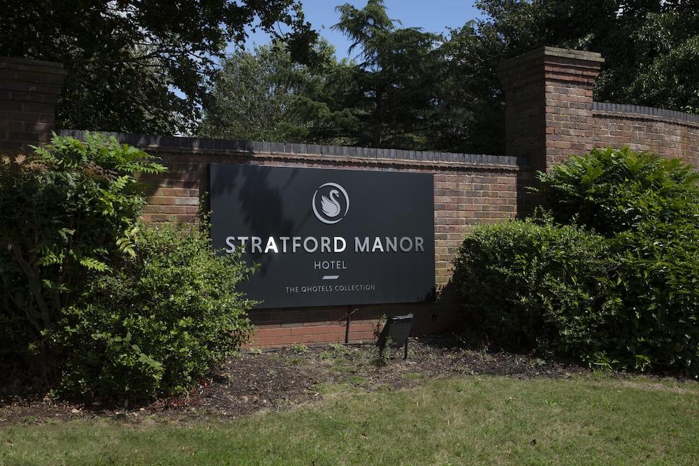 Stratford Manor Hotel - Exterior detail