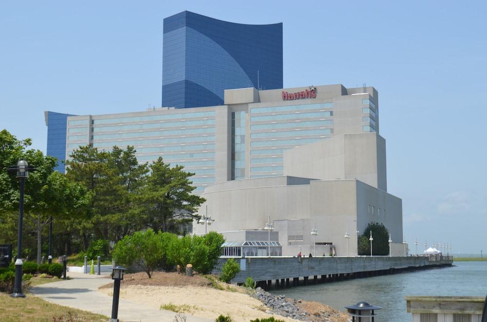 Harrah's Resort Atlantic City - Property Grounds