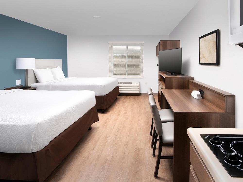 Extended Stay America Suites - Boston - Saugus - Room