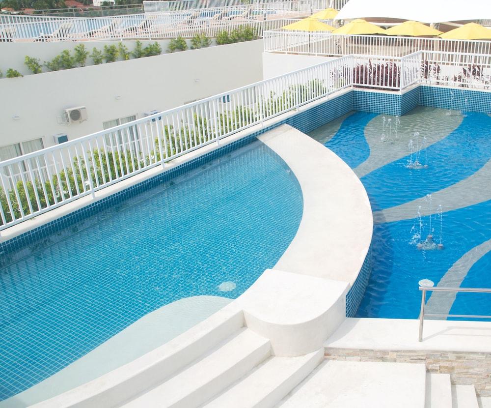Azalea Hotels & Residences Boracay - Outdoor Pool