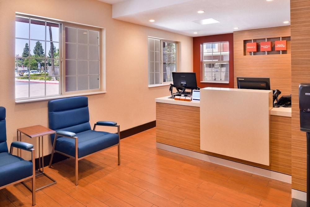 TownePlace Suites by Marriott Ontario Airport - Reception