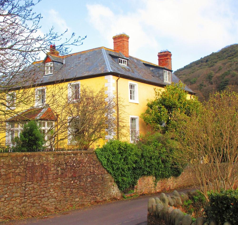 Exmoor. 5 Wizards Cottage. Luxury in Allerford - Featured Image