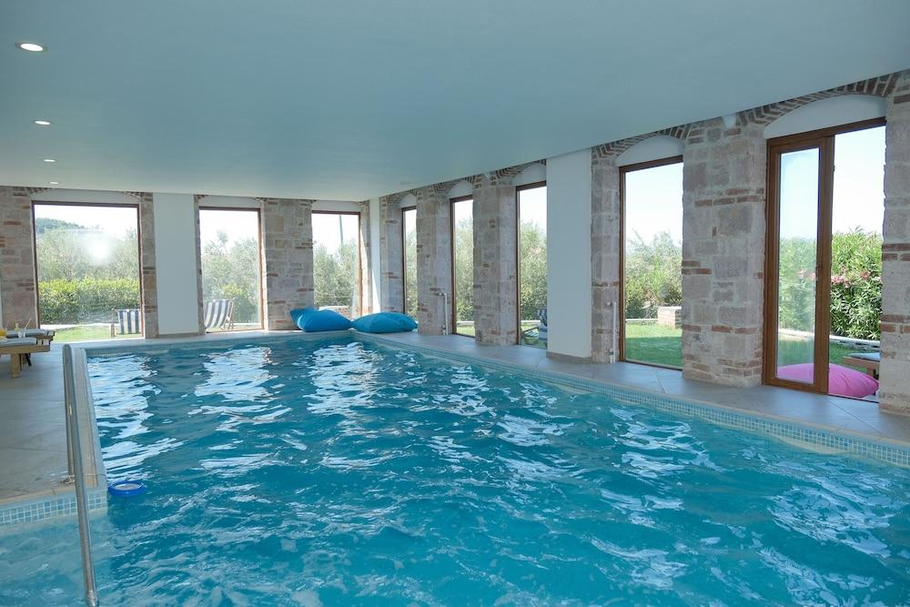 Cunda Labris Hotel - Indoor Pool