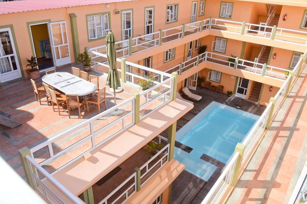 Wanna Studio Apartments - Pool