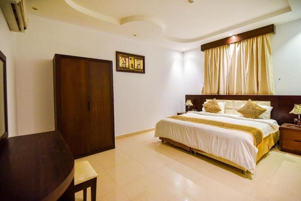 Deyala Hotel Suites - Room