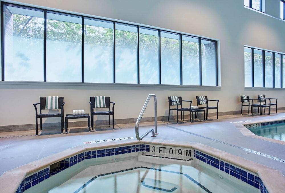 Embassy Suites by Hilton Washington DC Georgetown - Pool