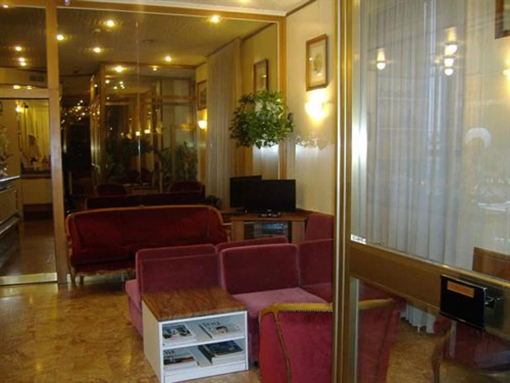 Hotel Mayorca - Lobby Lounge