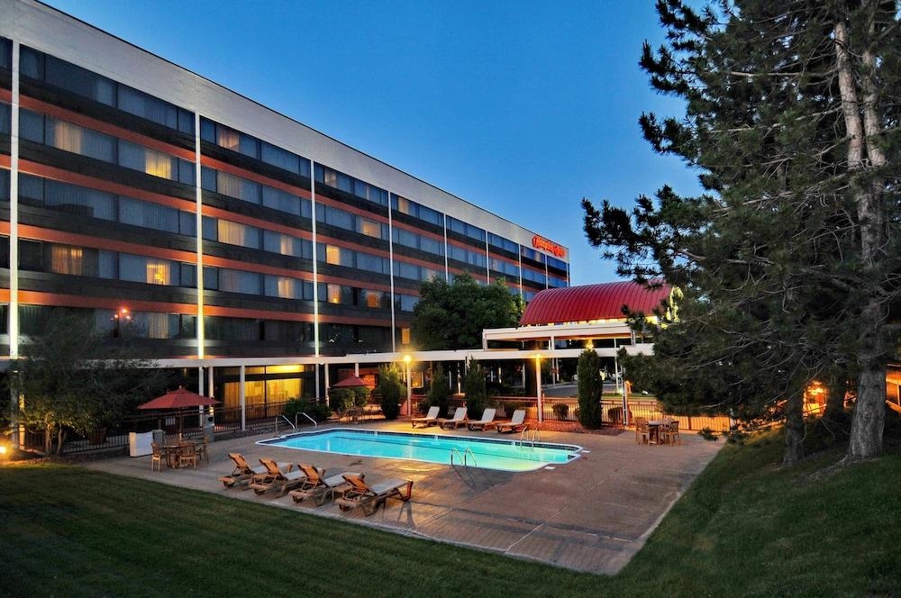 Hampton Inn Denver West Federal Center - Featured Image