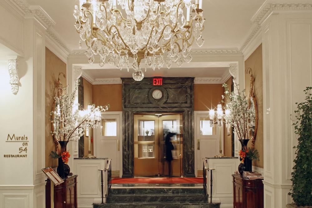Warwick New York - Interior Entrance